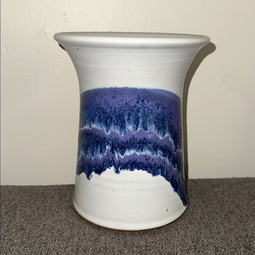 Studio art pottery vase multicolor bottom stamped CP1